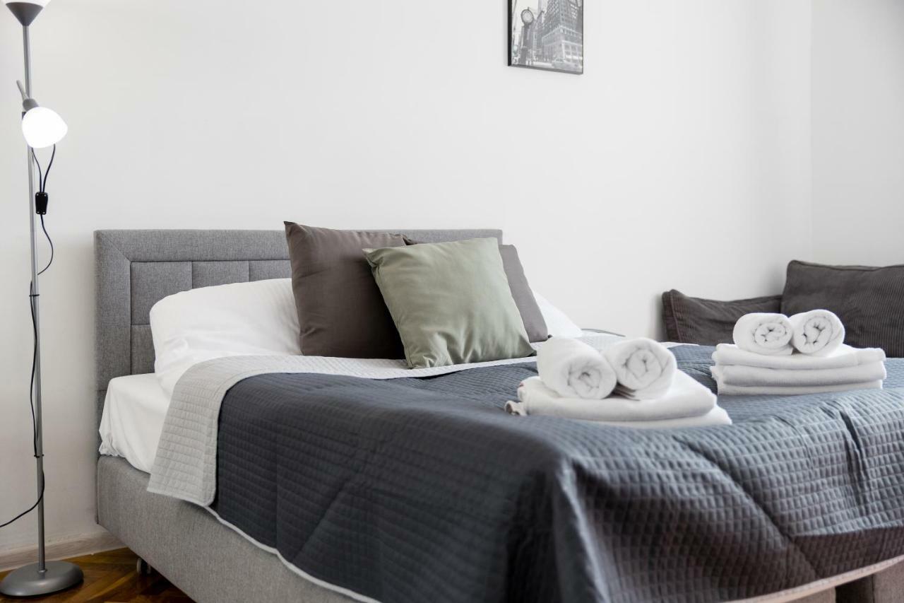 City Centre Apartment Warschau Exterior foto